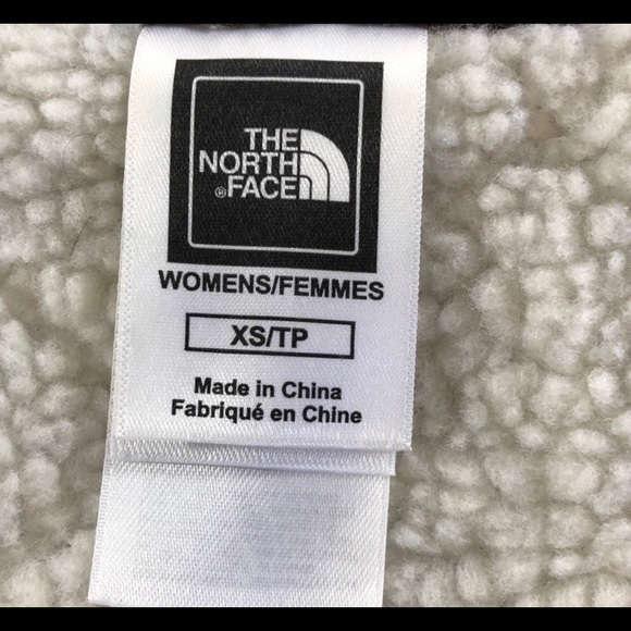 The north face poly sherpa lined vest - Picture 6 of 8
